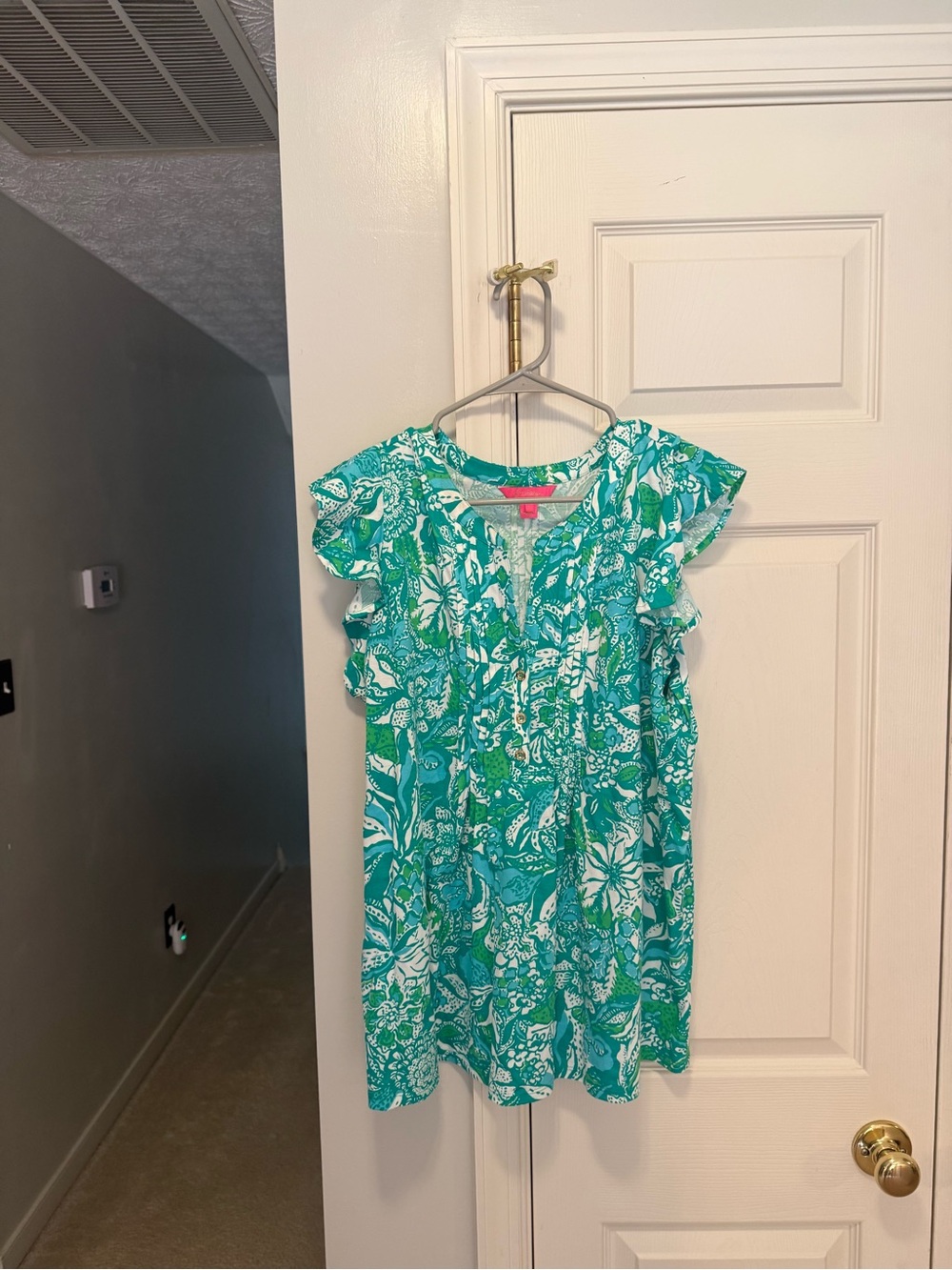 Lilly Pulitzer ladies large Teal Floral Ruffle Sleeve Tunic Top